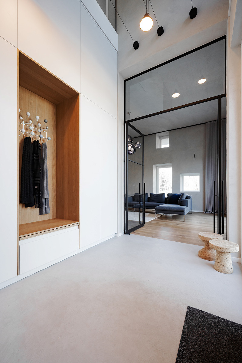 Einfamilienhaus mit Flussblick