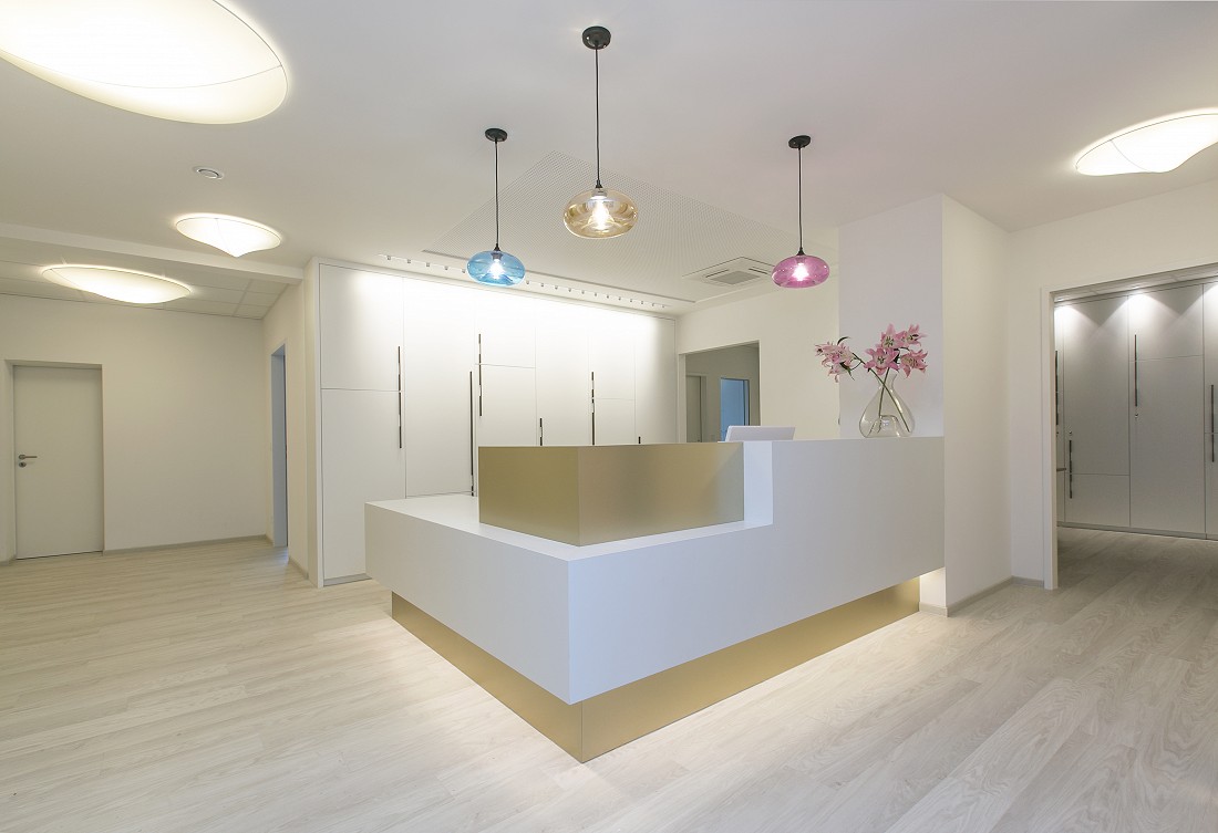 Zahnarztpraxis Dr. Ebert & Team