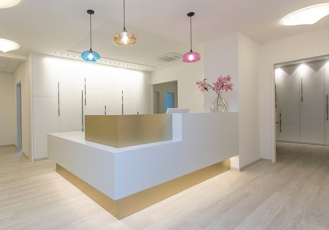 Zahnarztpraxis Dr. Ebert & Team