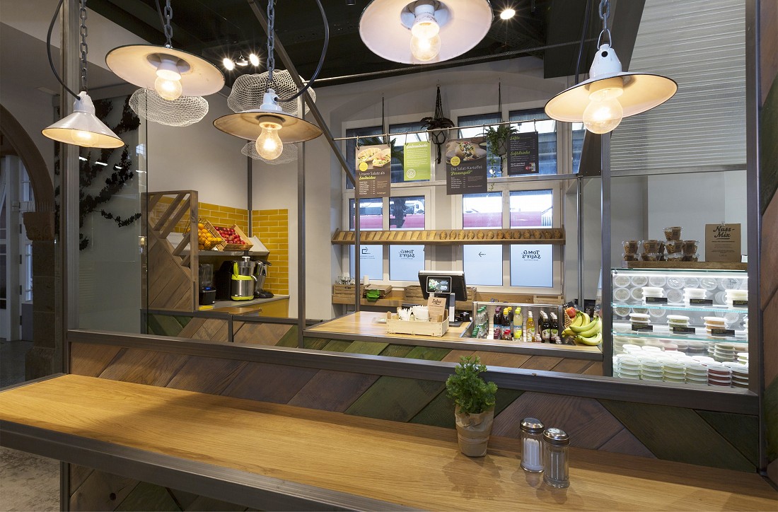 Tom & Sally`s Bahnhof